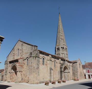 Église romane Saint Martin d’ Ygrande, Allier