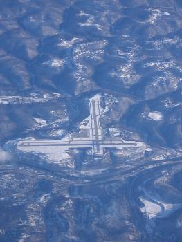 Yeager Airport (CRW) in Charleston, West Virginia from cruise flight levels