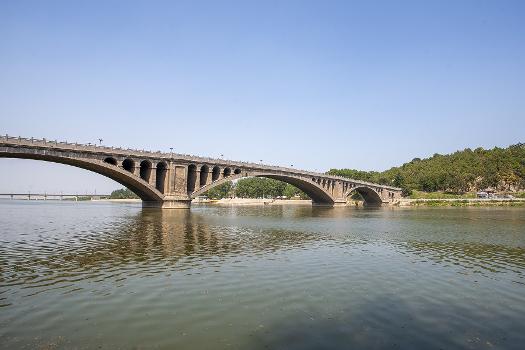 Longmen Bridge in Luoyang