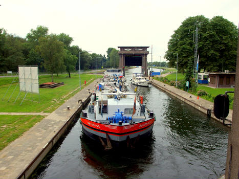 Lock 16