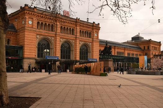 Haupteingang des Hauptbahnhofs Hannover