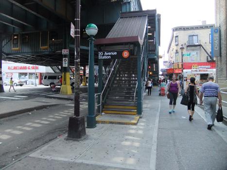 Northeastern stair at the 20th Avenue (West End) station