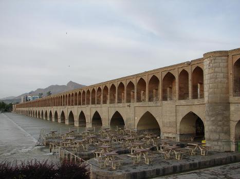 Allahverdi-Khan-Brücke