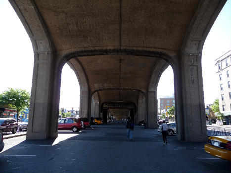 40th Street – Lowery Street Subway Station (Flushing Line)