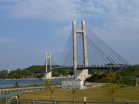 Ikina-Brücke
