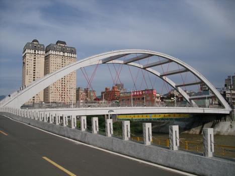 Jingmei-Brücke
