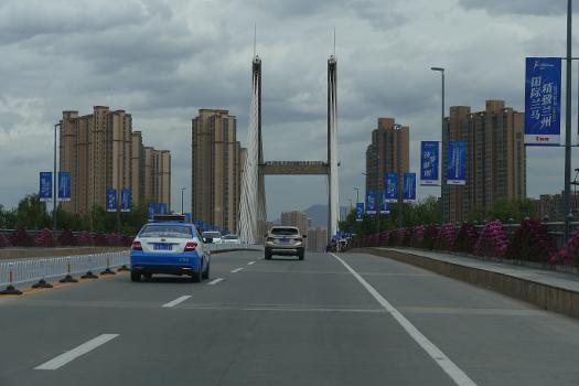 Yintan bridge between Lanzhou Anning District and Xigu District (eastbound)