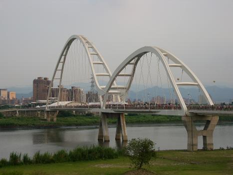 Crescent Bridge