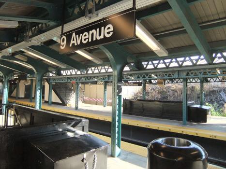 Manhattan bound platform at the 9th Avenue station