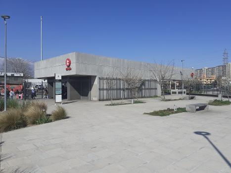 Station de métro Bio-Bío