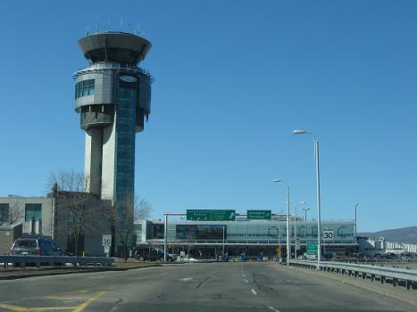 Aéroport international Jean-Lesage