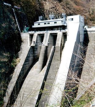 Aimata Dam
