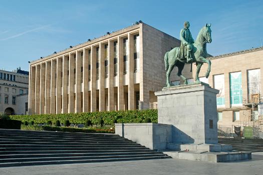 Bibliothèque royale de Belgique : Belgique - Bruxelles - Bibliothèque Albertine (Architecture monumentale - architectes Jules Ghobert et Maurice Houyoux - 1954-1969)