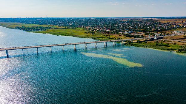 Antoniv Bridge in Kherson
