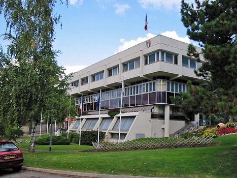 Rathaus (Aubergenville)