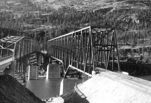 East approaches to highway and railroad bridges across the Columbia River reservoir at Kettle Falls