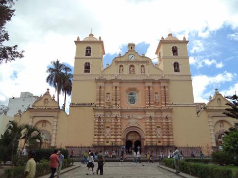 Cathédrale Saint-Michel-Archange de Tegucigalpa