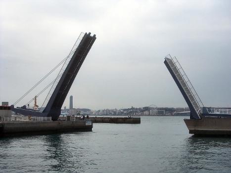 The Blue Wing Moji drawbridge after opening : The work is done, and therefore the bridge is now opening for boats.