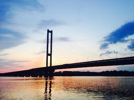Pont sud sur le Dniepr