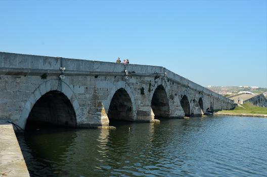Büyükçekmece Bridge in Büyükçekmece district, Istanbul:Built in 1568 by Mimar Sinan