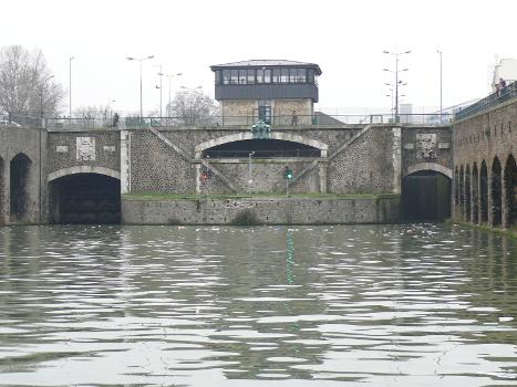 Écluse du Pont de Flandre