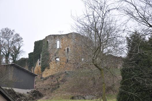 Burg Mousson