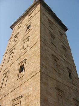 Herkules-Turm