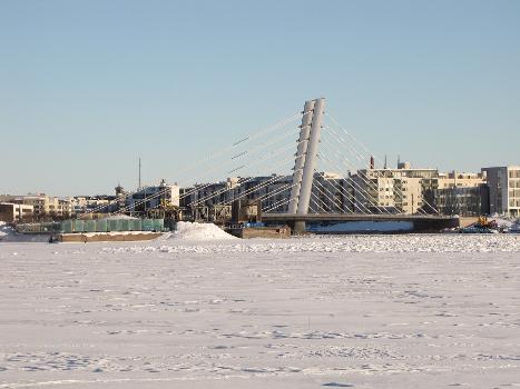 Crusell bridge in Helsinki as seen from Lauttasaari