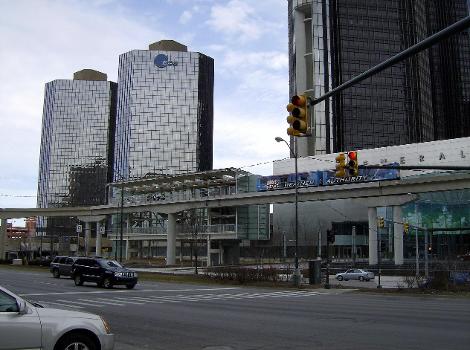 Renaissance Center 500 Tower et Renaissance Center 600 Tower - Detroit