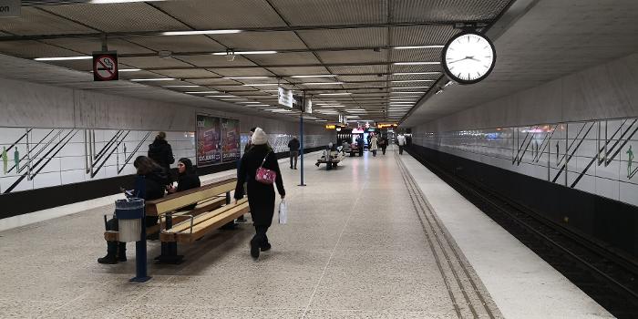 Station de métro Danderyds sjukhus