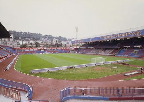 Stade Hüseyin Avni Aker