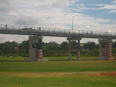 Eagle Pass – Piedras Negras International Bridge