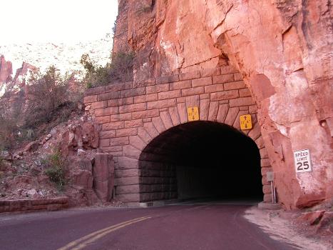 Entering tunnel on Zion Park Blvd
