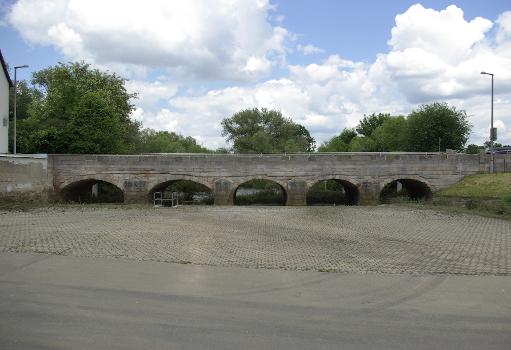 Bogenbrücke in Vach, 1788 erbaut und 1993 umfassend renoviert