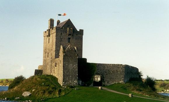 Dún Guaire Castle