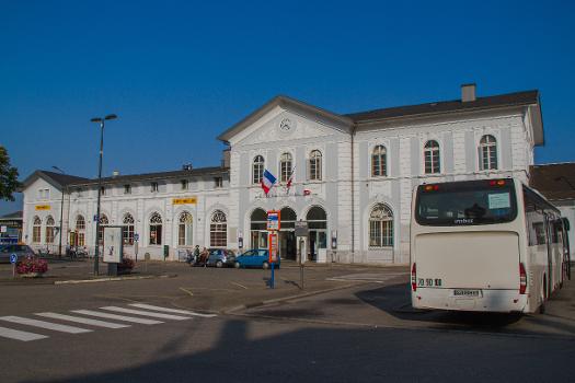 Gare SNCF de Sélestat, extérieur du bâtiment voyageurs
