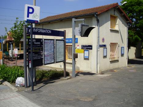 Bahnhof Égly