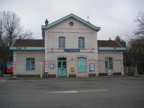 Bièvres Railway Station