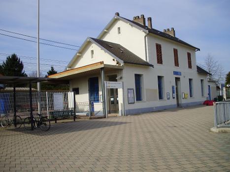 Bouray Railway Station