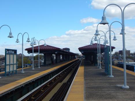 The Gun Hill Road subway station in Williamsbridge, New York