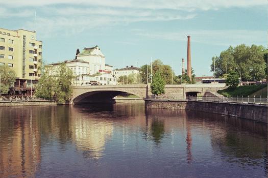 Hämeensilta, a bridge across the Tammerkoski rapids in central Tampere, Finland