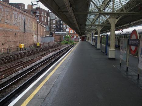 Hammersmith station (Hammersmith & City line) platform 3 looking south to buffers