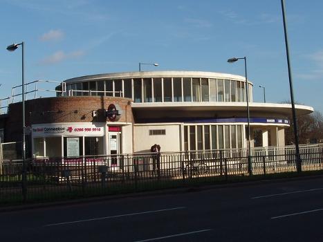 Hanger Lane Station : This stylish station is on the Central Line, by the Hanger Lane Gyratory where the North Circular crosses the A40 Western Avenue. Subways provide access from all corners, and also provide traffic-free routes for pedestrians and cyclists.