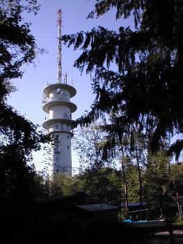 Fernmeldeturm auf dem Schweinsberg, höchster Punkt von Heilbronn. 371 m ü NN