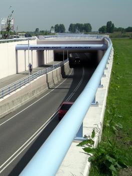 Houkesloot Aquaduct