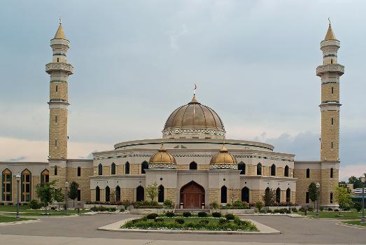 The Islamic Center of America, the largest mosque in the United States, located in Dearborn, Michigan