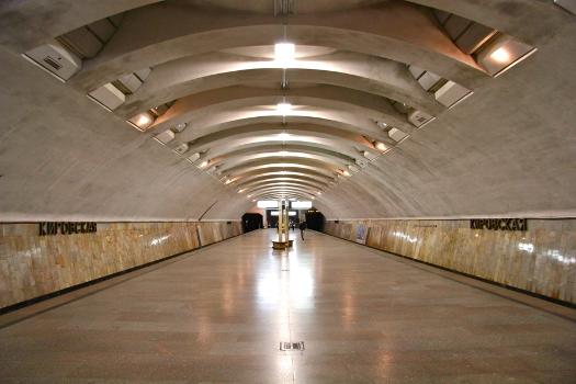 Metrobahnhof Kirowskaja