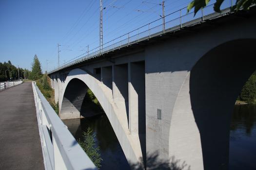 Eisenbahnbrücke Koria
