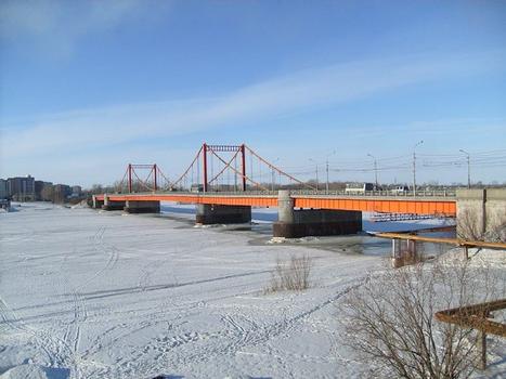 Kuznechevsky Bridge