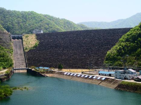 Kuzuryu Dam
